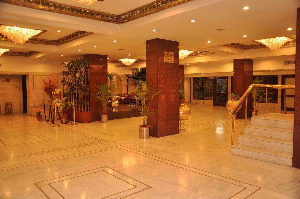 K C Residency, Jammu Hotel Luaran gambar