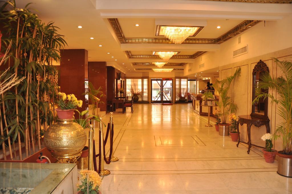 K C Residency, Jammu Hotel Luaran gambar