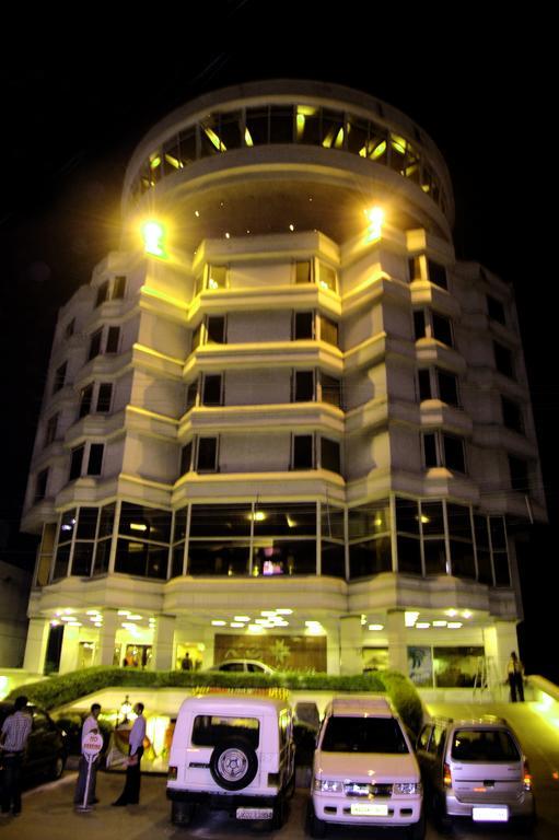 K C Residency, Jammu Hotel Luaran gambar